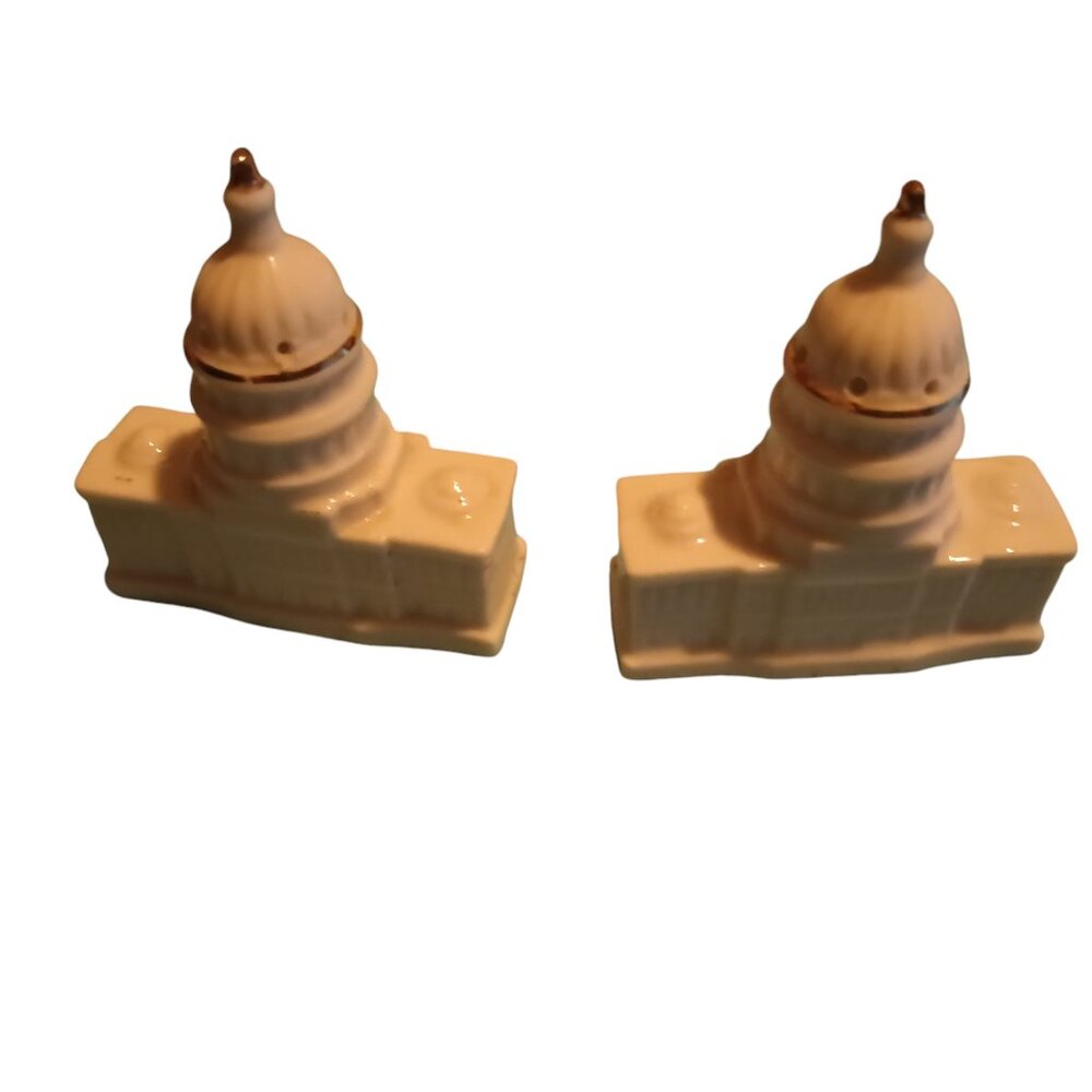 Vintage U.S Capitol Salt and Pepper Shakers Made in Japan EUC